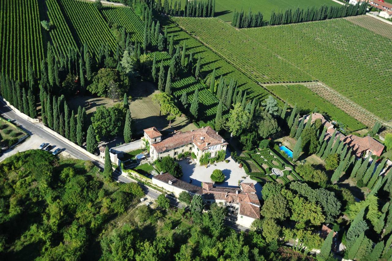 Villa Betteloni Valpolicella Suites سان بيترو في كاريانو المظهر الخارجي الصورة
