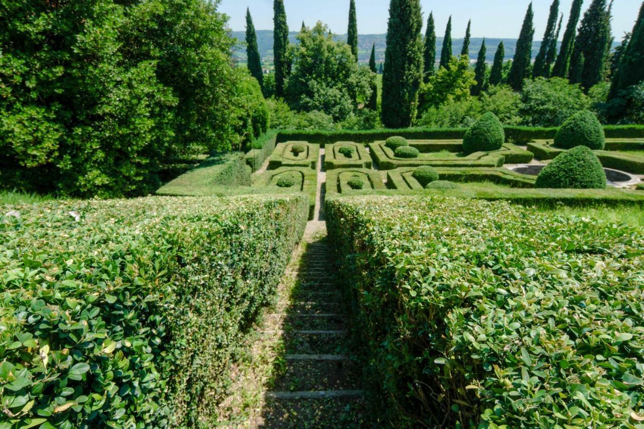 Villa Betteloni Valpolicella Suites سان بيترو في كاريانو المظهر الخارجي الصورة